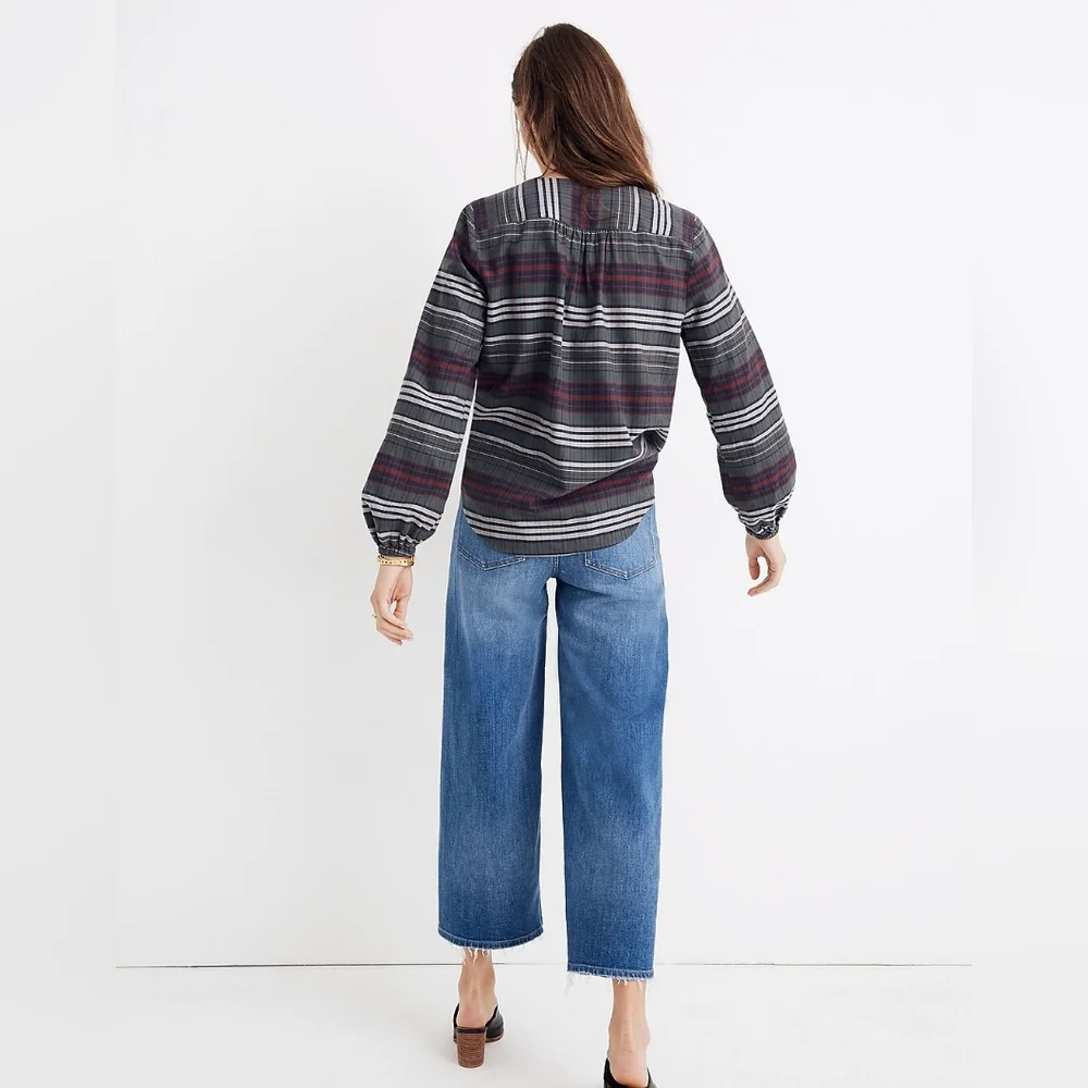 Madewell V-Neck Button-Down Shirt in Pineview Plaid - Picture 5 of 13